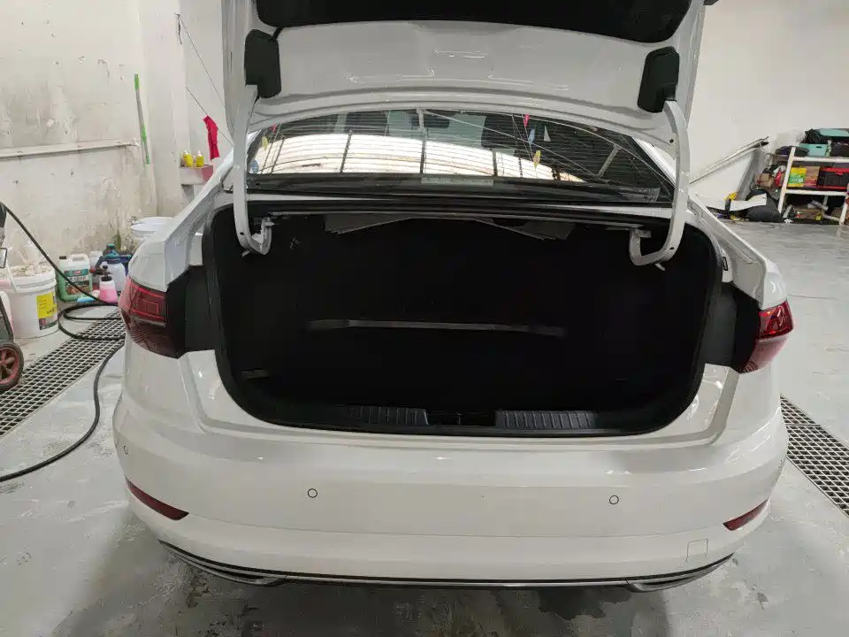 Volkswagen Sagitar 2022