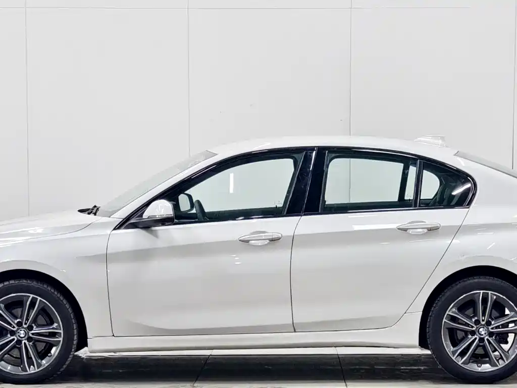 BMW 1 Series 2020