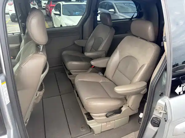 Dodge 凯领 2007款 3.0L 豪华版 2012