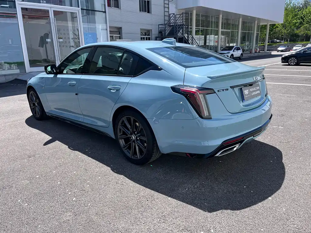 Cadillac CT5 2025 — фото 12