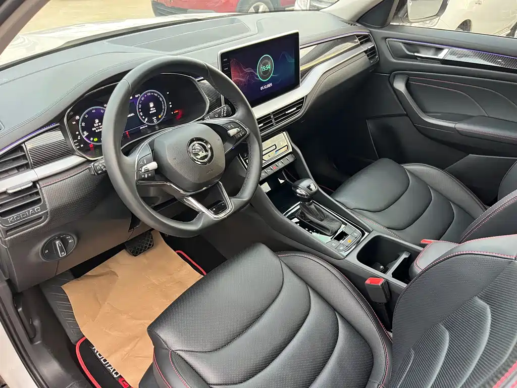 Skoda Kodiaq GT 2023 — фото 4