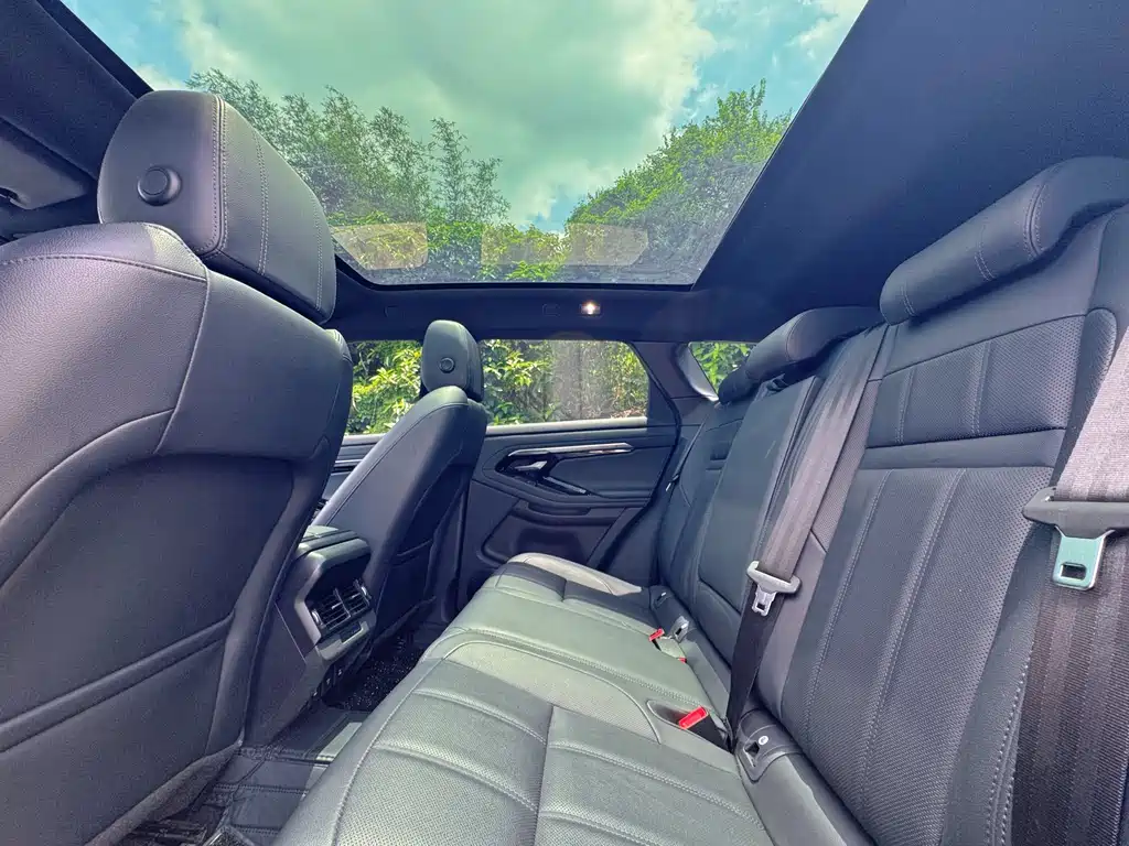 Land Rover Evoque 2020 — фото 12