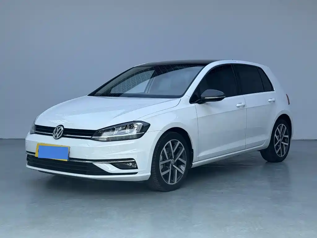 Volkswagen Golf 2020 — фото 1