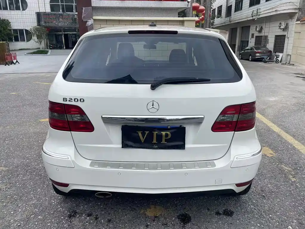 Mercedes-Benz B-Class 2010