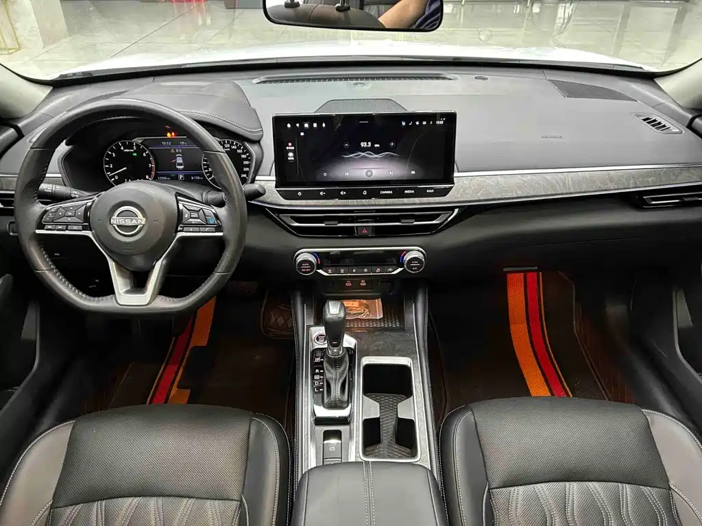 Nissan Teana 2023