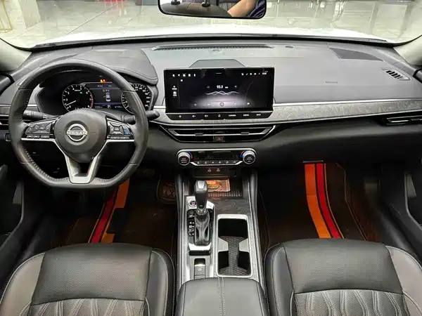 Nissan Teana 2023