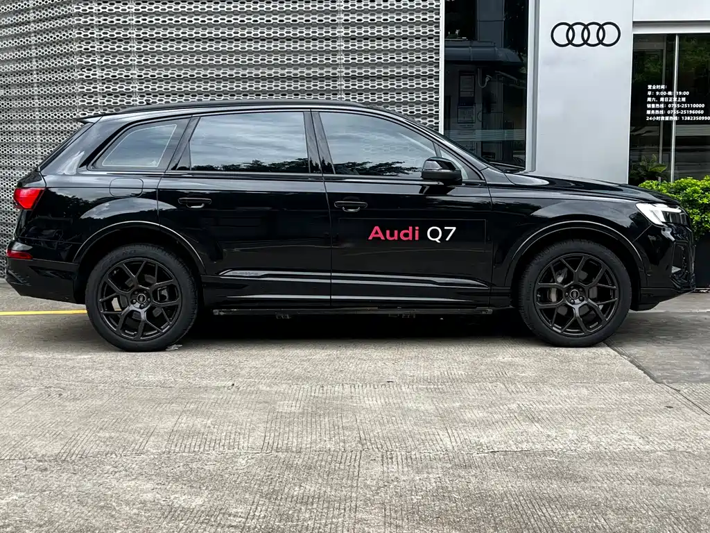 Audi Q7 2024 — фото 3