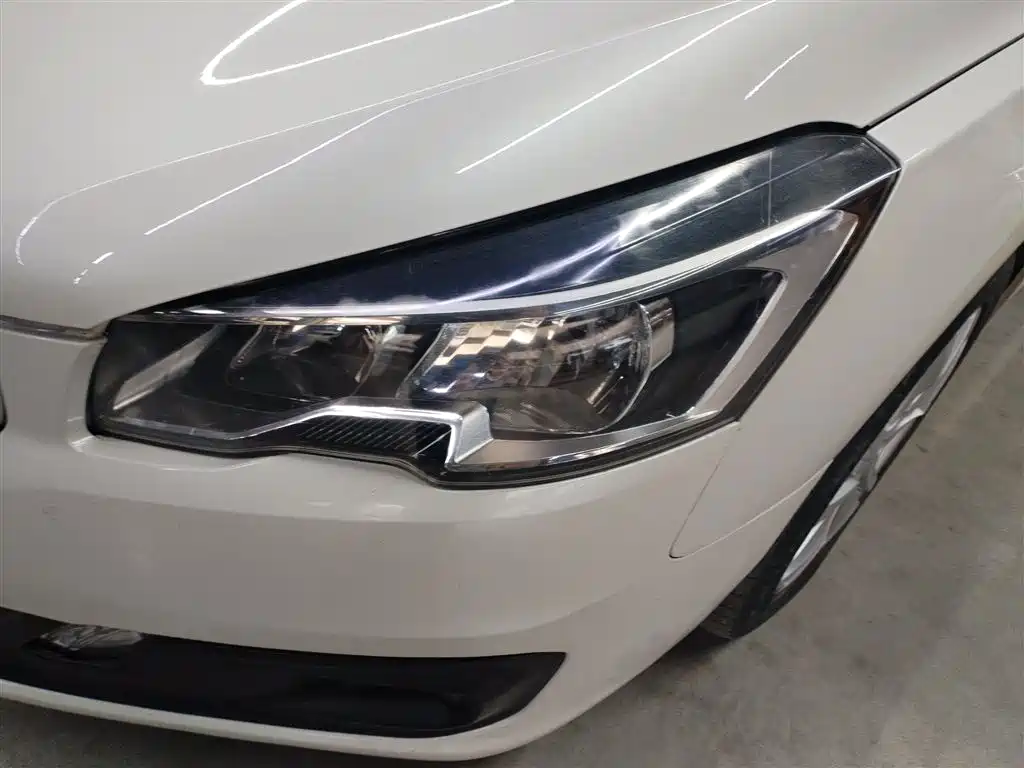 Peugeot 508 2016 — фото 18