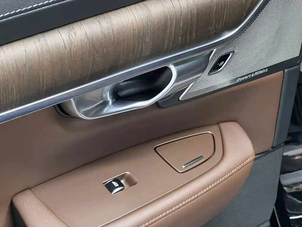 Volvo S90 2023 — фото 37