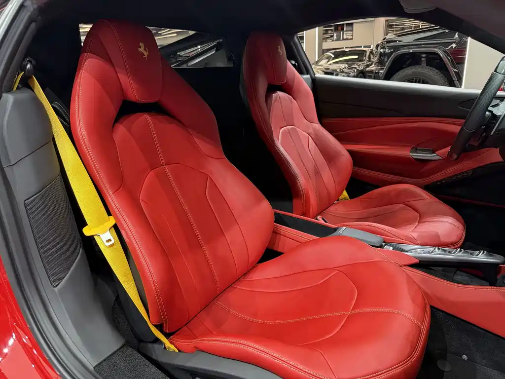 Ferrari F8 2020 — фото 8