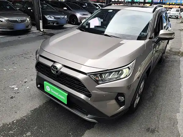 Toyota RAV4 2021