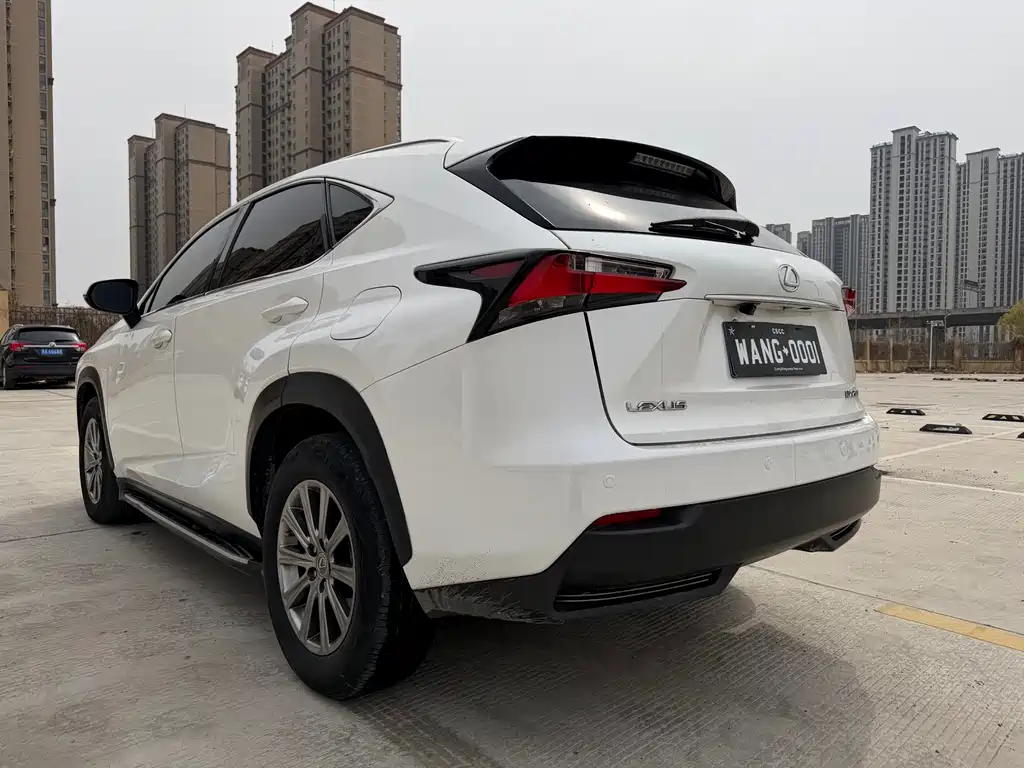 Lexus NX 2015 — фото 8