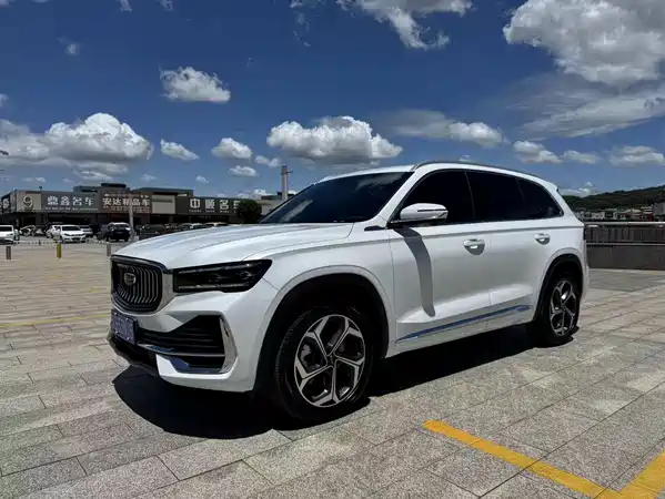 Geely Xingyue L 2022