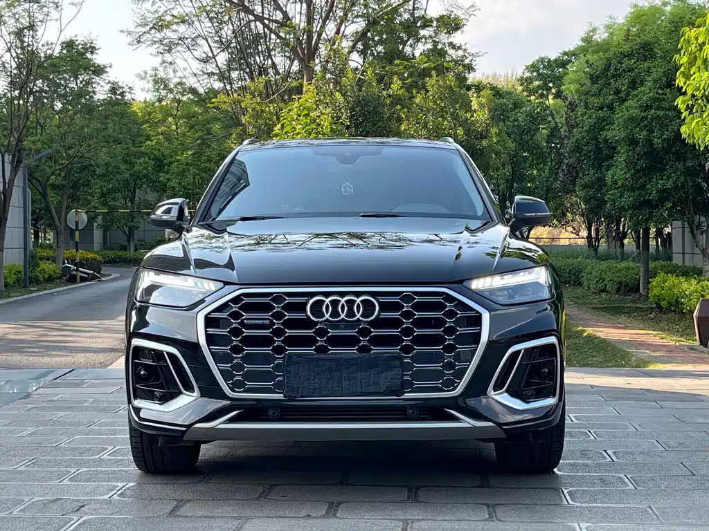 Audi Q5L 2023 — фото 2