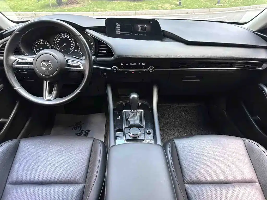 Mazda 3 Axela 2021
