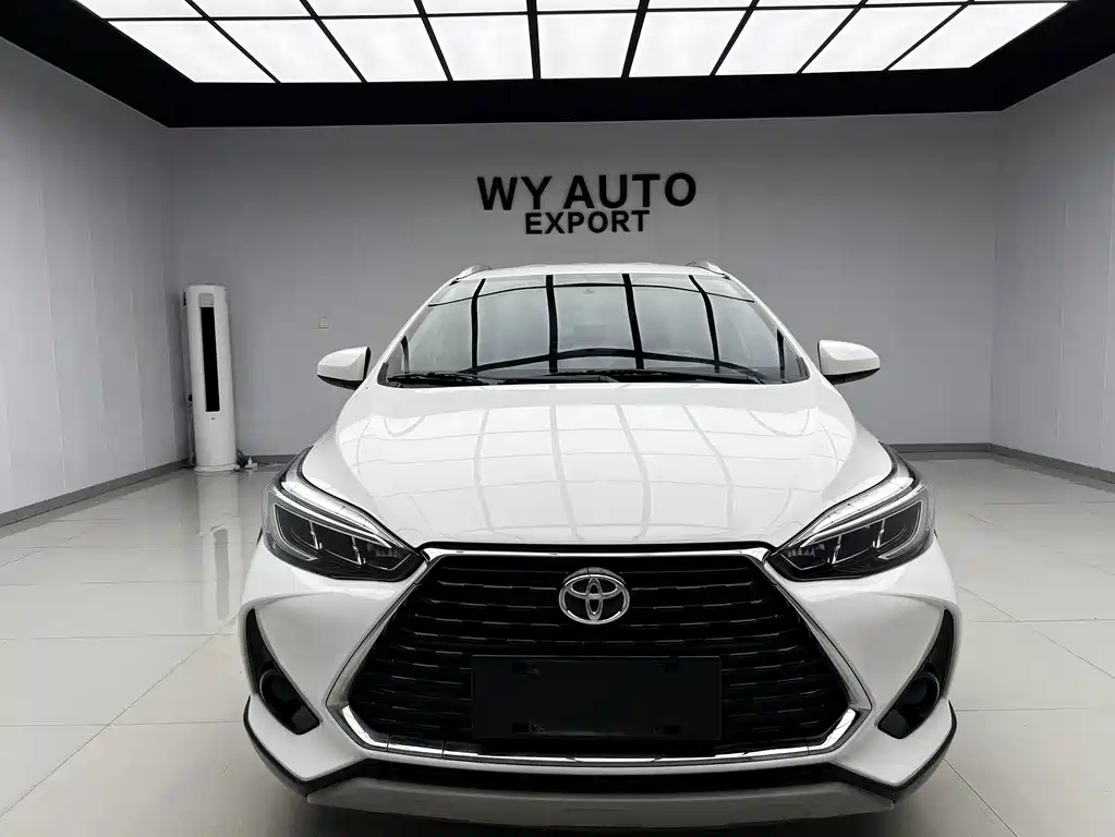 Toyota Yaris L 2022