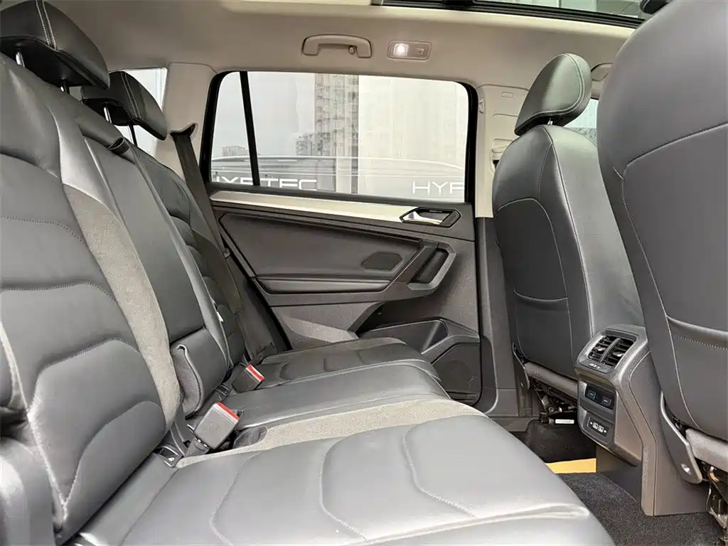 Volkswagen Tiguan L 2019 — фото 7