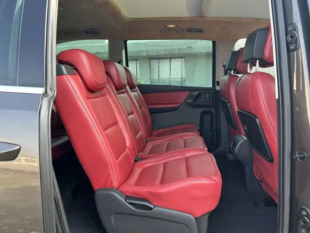 Volkswagen Sharan 2016 — фото 15