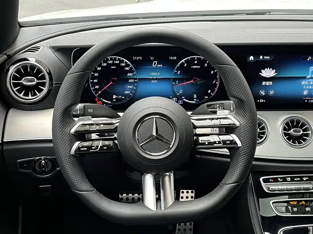 Mercedes-Benz E-Class 2022 — фото 15