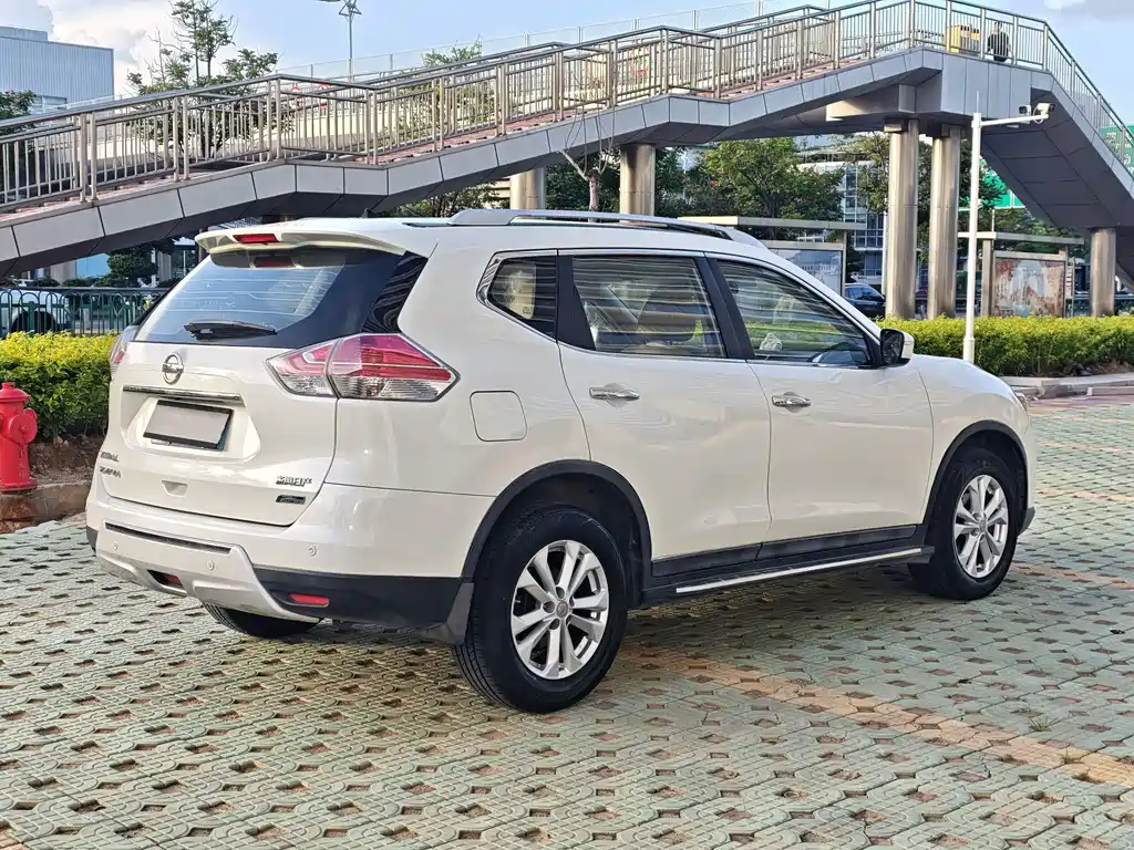 Nissan X-Trail 2014