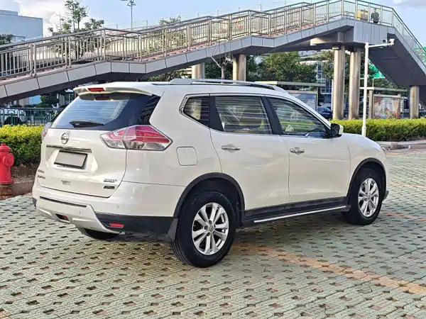 Nissan X-Trail 2014