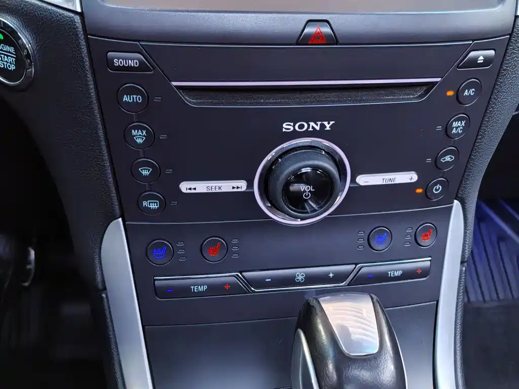 Ford Edge 2016 — фото 19