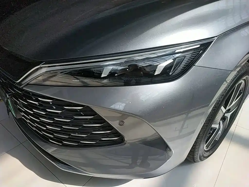 BYD Qin L 2025 — фото 24