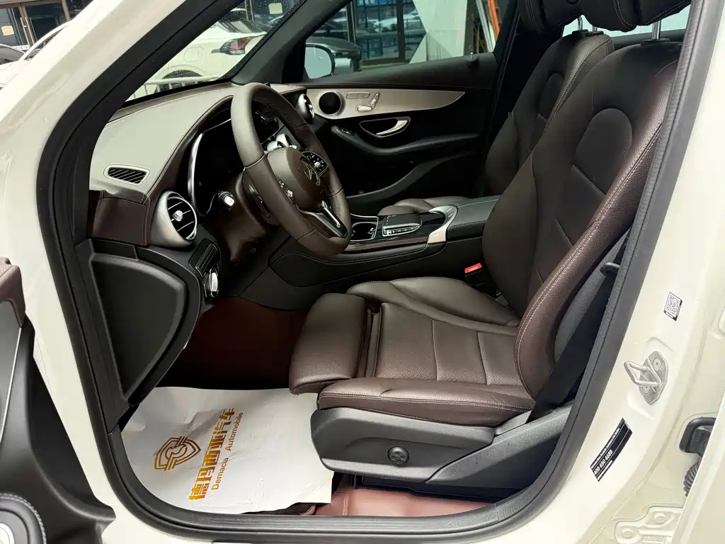 Mercedes-Benz GLC 2022