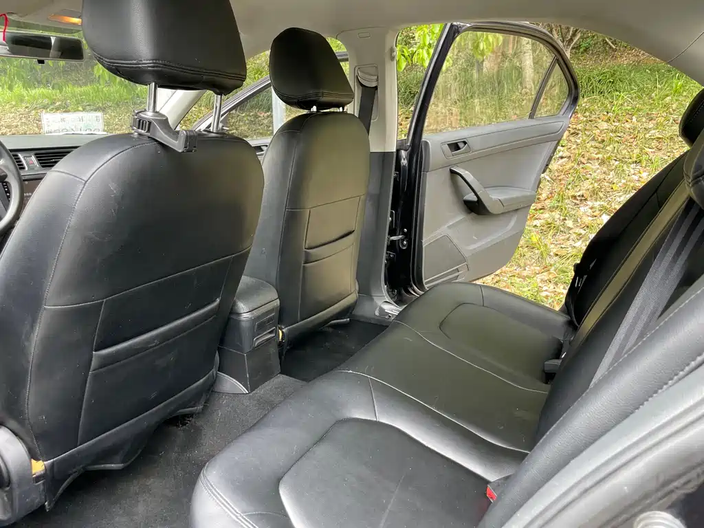 Volkswagen Santana 2013 — фото 6