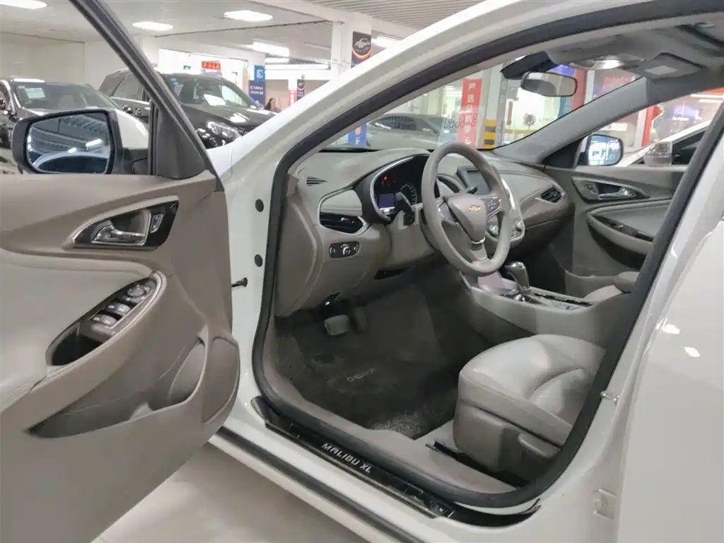 Chevrolet Malibu XL 2018 — фото 16