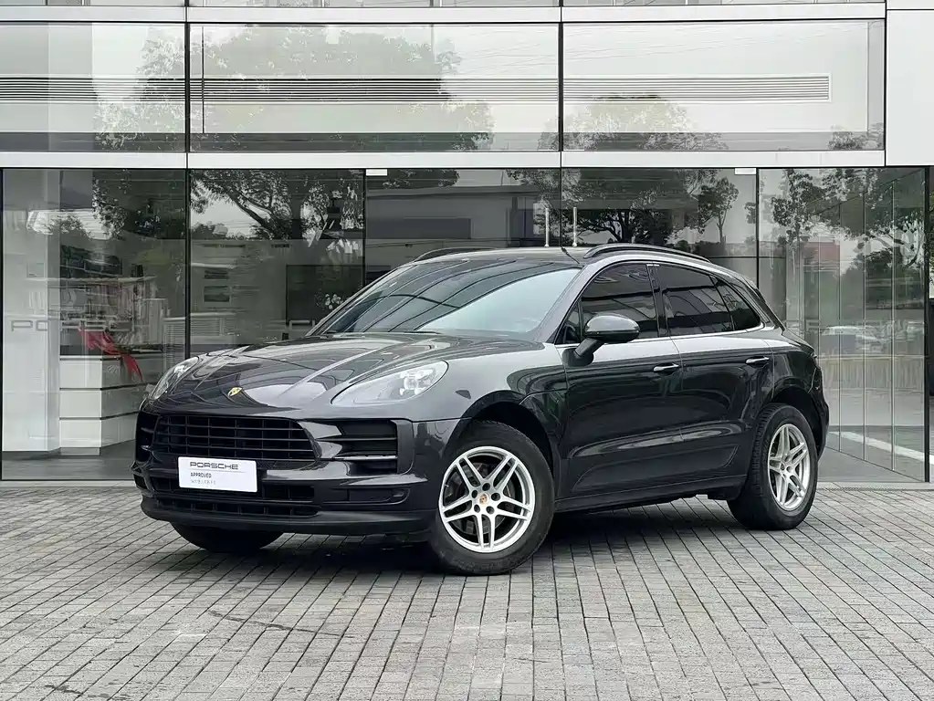 Porsche Macan 2021 — фото 1