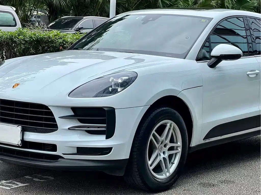 Porsche Macan 2021 — фото 13