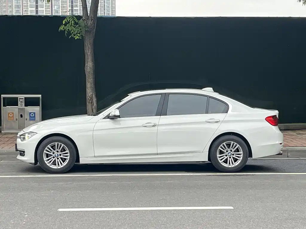 BMW 3 Series 2013 — фото 4