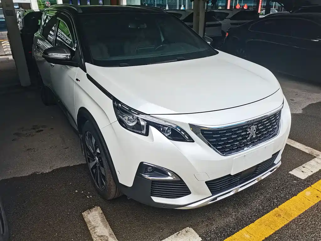Peugeot 5008 2017 — фото 3