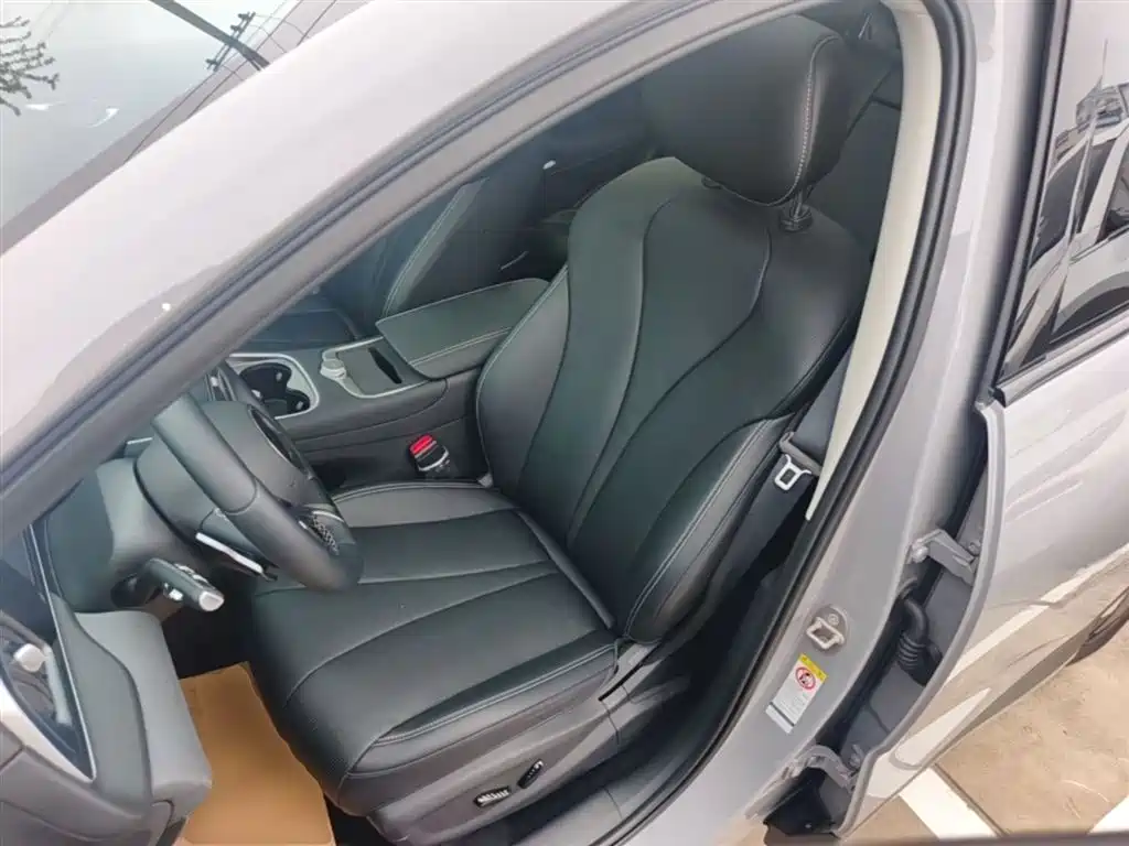 BYD Sealion 05 EV 2025 — фото 15