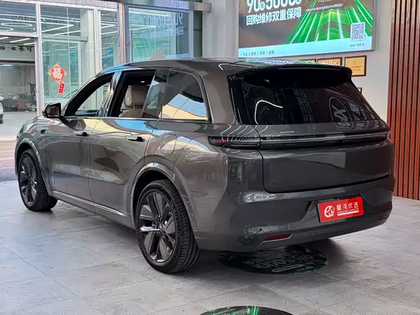 Li Auto L8 2023