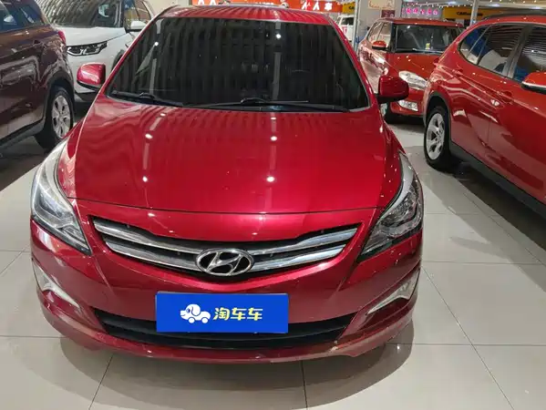 Hyundai Accent 2015