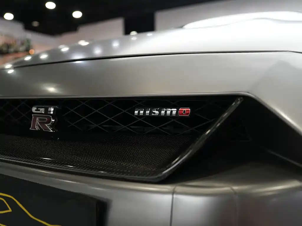 Nissan GT-R 2014 — фото 33