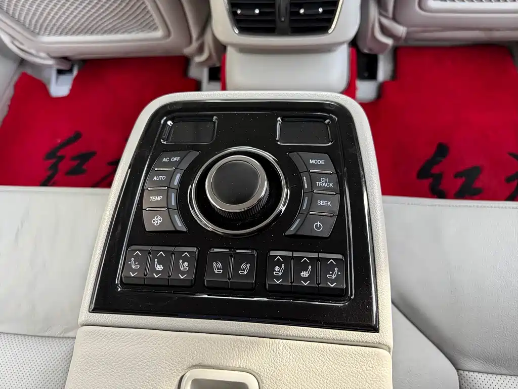 Hongqi H7 2017 — фото 10