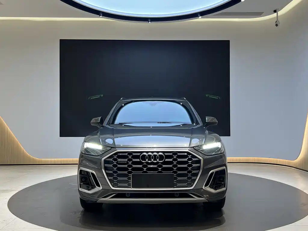 Audi Q5L 2022 — фото 3