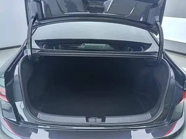 Volkswagen Sagitar 2025