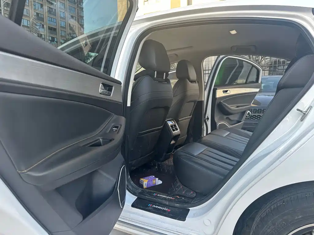 Chery Arrizo 5 PLUS 2021