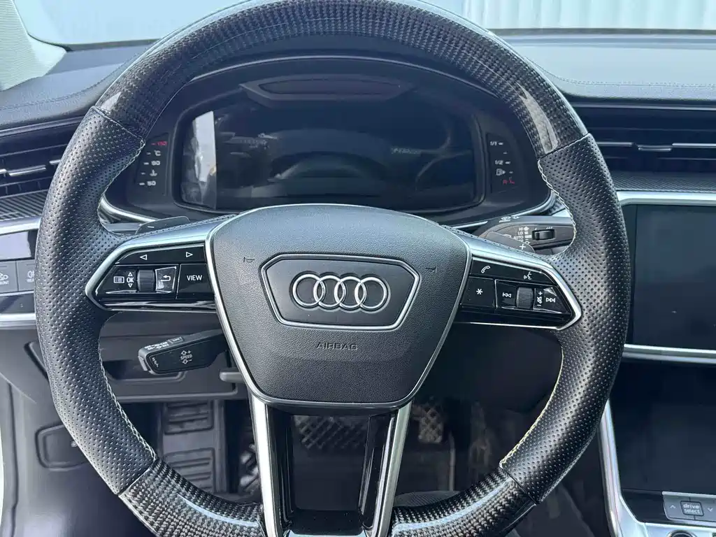 Audi A7 2021 — фото 13