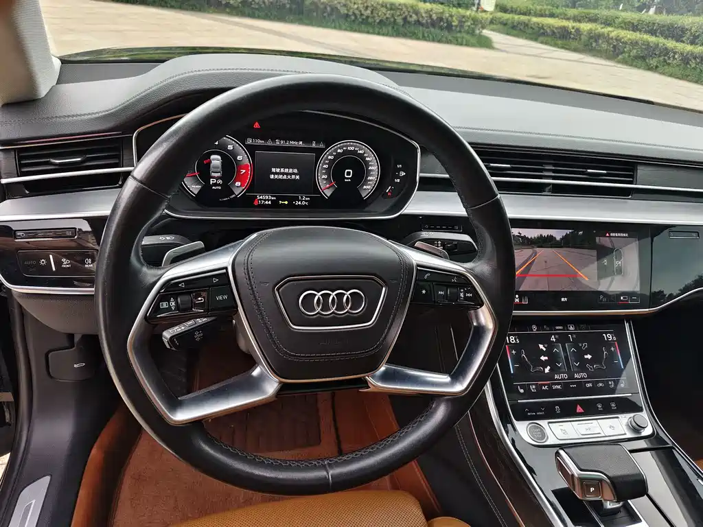 Audi A8 2025 — фото 11