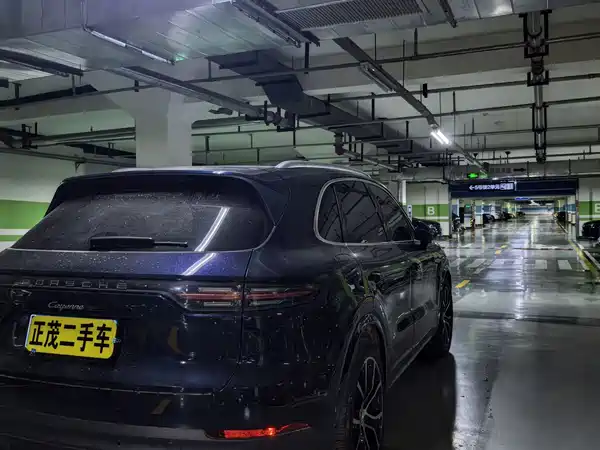 Porsche Cayenne 2023