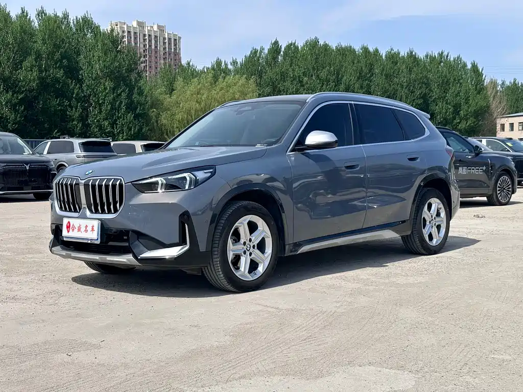 BMW X1 2023 — фото 1