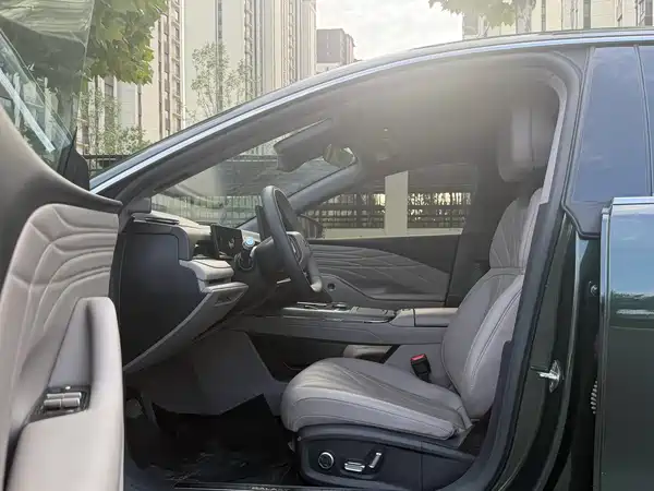 Geely Galaxy Starshine 8 2025