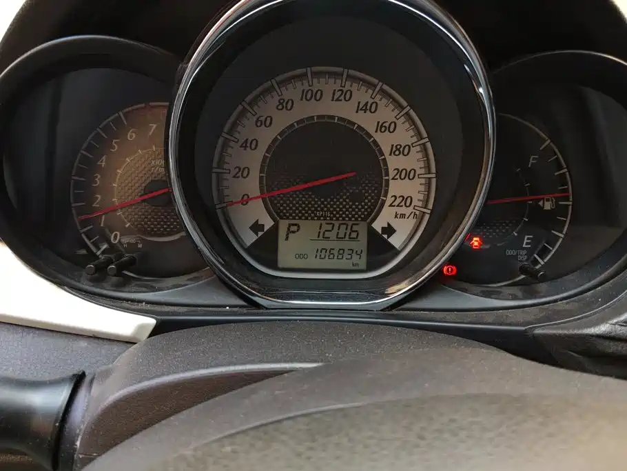 Toyota Vios 2016 — фото 13