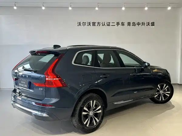 Volvo XC60 2025