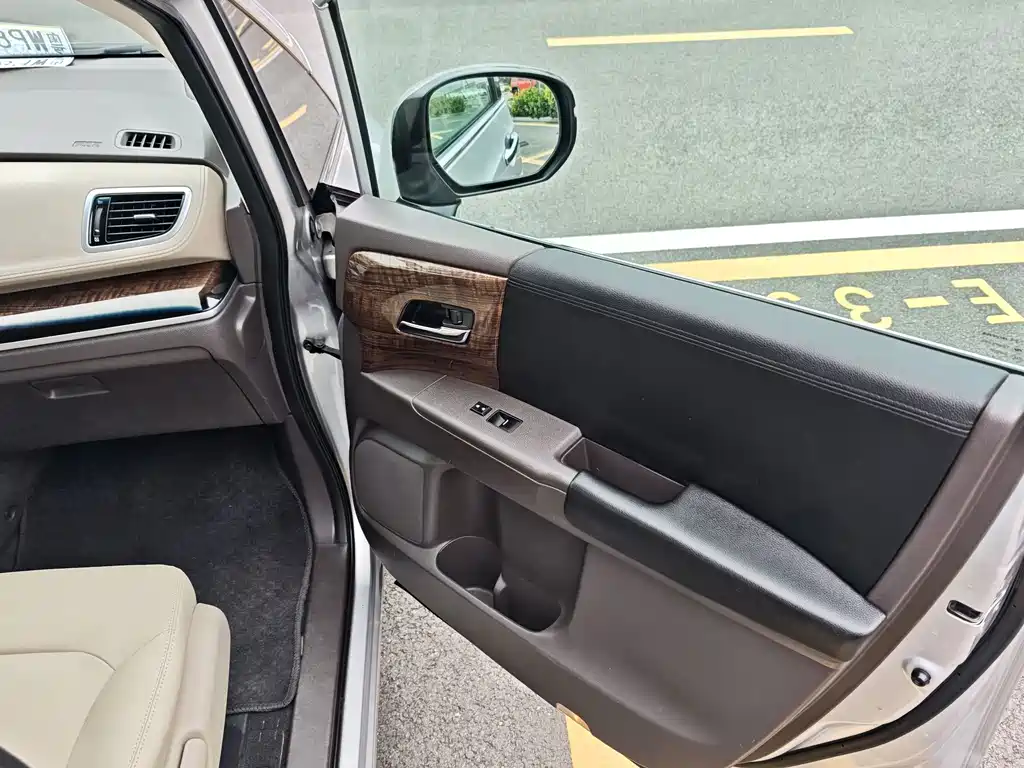 Honda Odyssey 2015 — фото 17